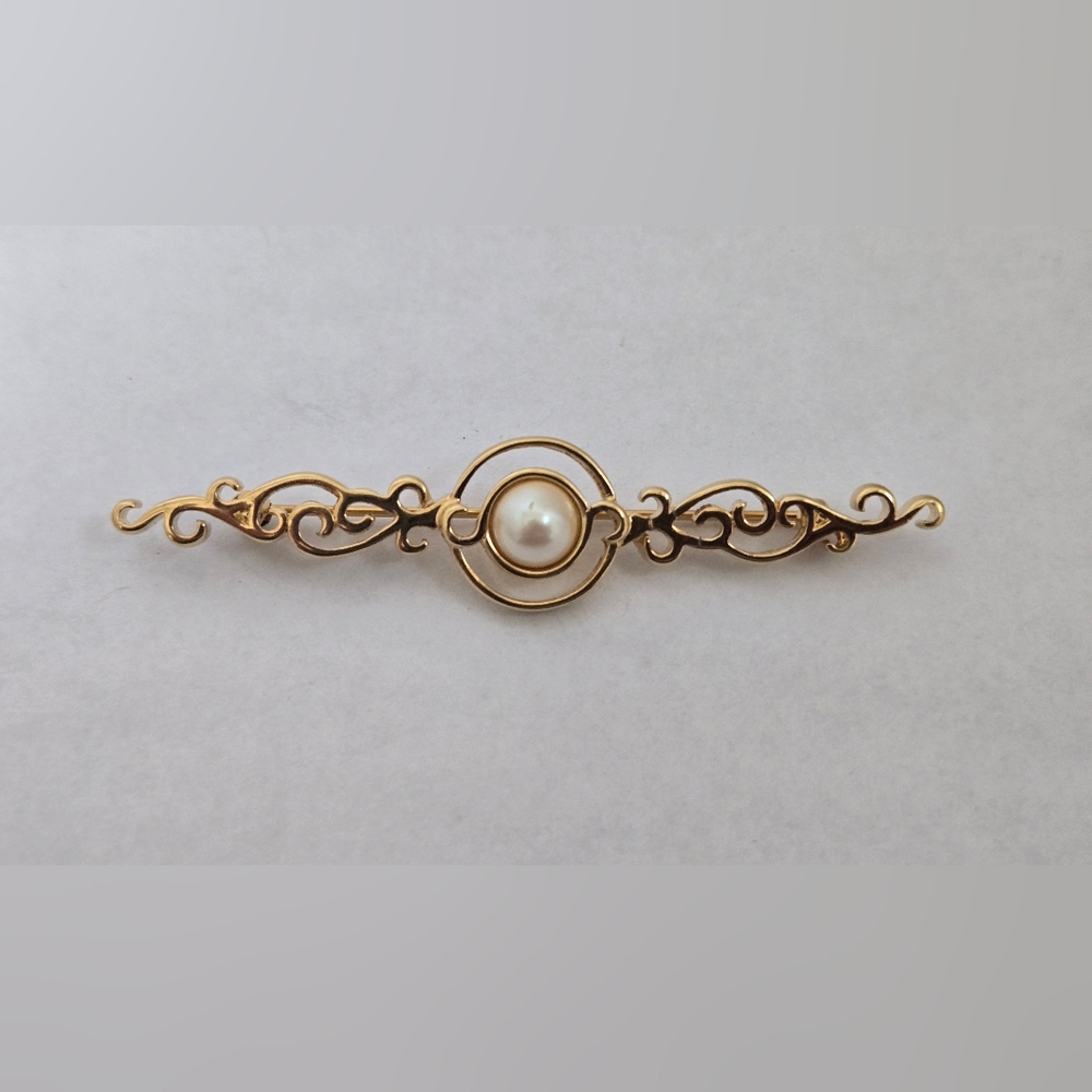 Vintage 70s Monet Scrolled Bar Brooch w/ Faux Pearl Signed
